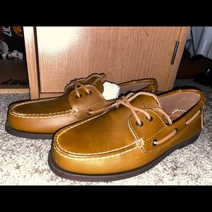 tommy hilfiger sperrys